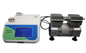 {{photo.Alt || photo.Description || 'Измерение остаточного вакуума аспирационного катетера с помощью вакуумного насоса '}}