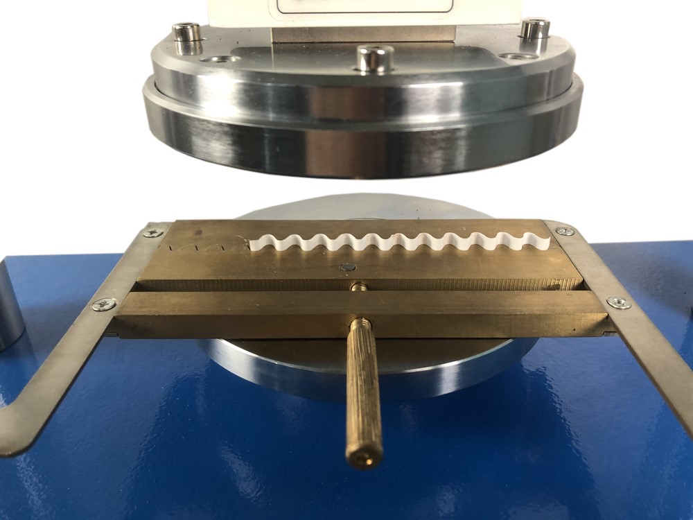 Держатель образца для определения сопротивления торцевому сжатию ССТ
