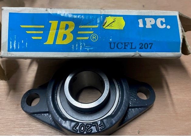 Опорный подшипник UCFL 207